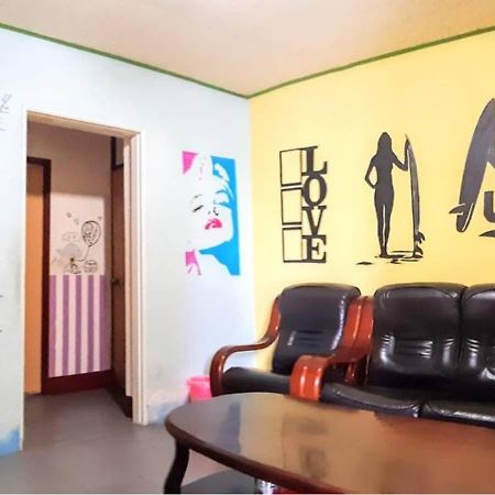 Wushih Surf Hostel Toucheng Exterior photo