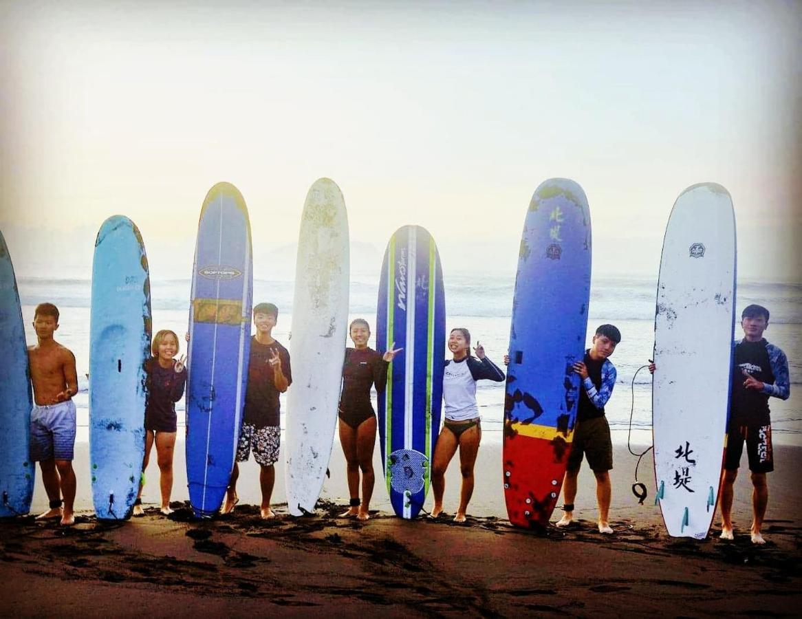 Wushih Surf Hostel Toucheng Exterior photo